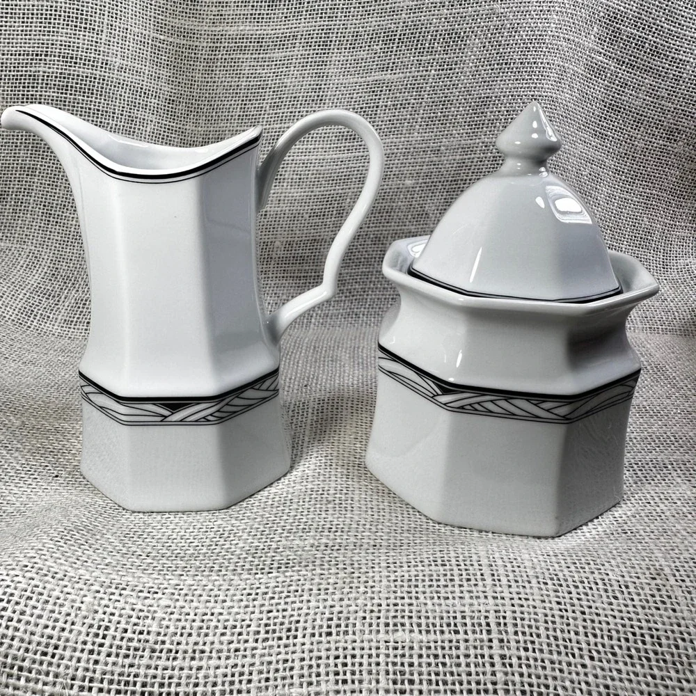 Studio Nova Synthesis Y0031 Creamer and Sugar Bowl Set White Black Art Dec Style